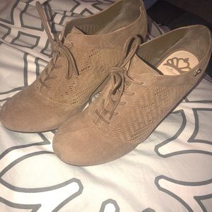 EUC Tan Booties